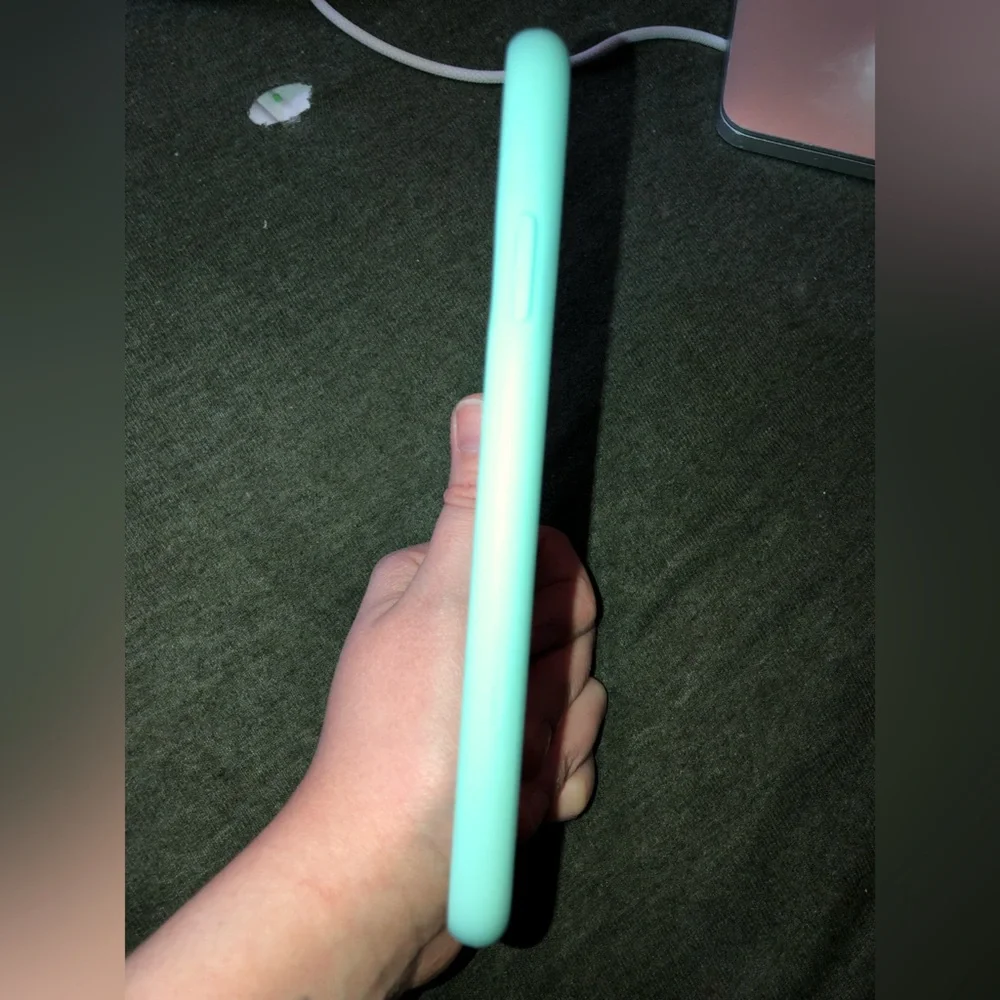 iPhone XS Max Teal w| Heart Phone
